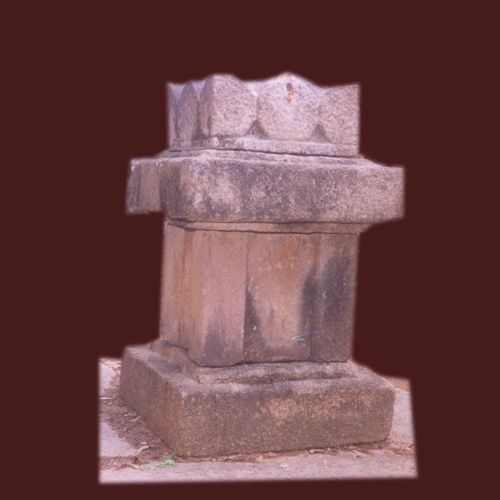 Sri Gunasaranidhi Tirtharu 